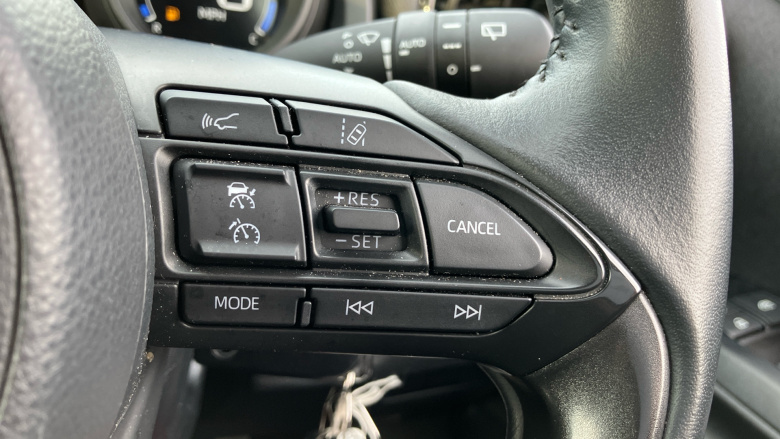 Toyota Yaris 1.5 Hybrid Design 5dr CVT Hybrid Hatchback